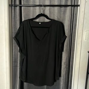 womens black vneck T-shirt